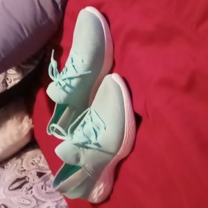 You walk by Skechers